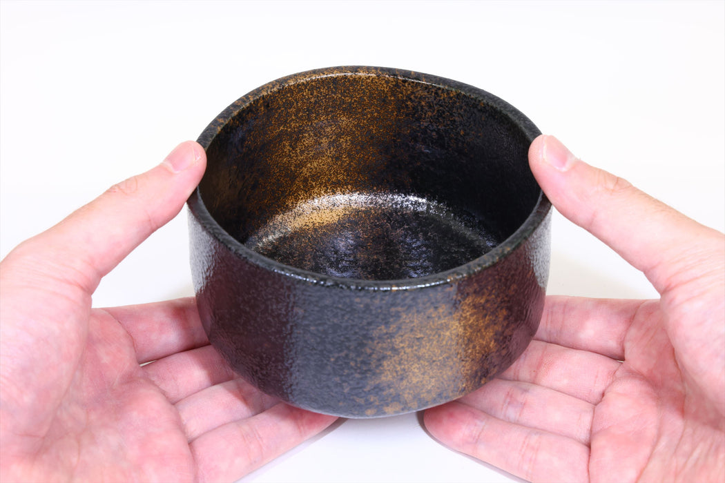 Mino Ware Japanese Matcha Bowl Kuro Sakin Gesho Black 13.6 fl oz - Matcha Tea Cup Ceremony, Authentic Pottery, Japanese Ceramic Bowl
